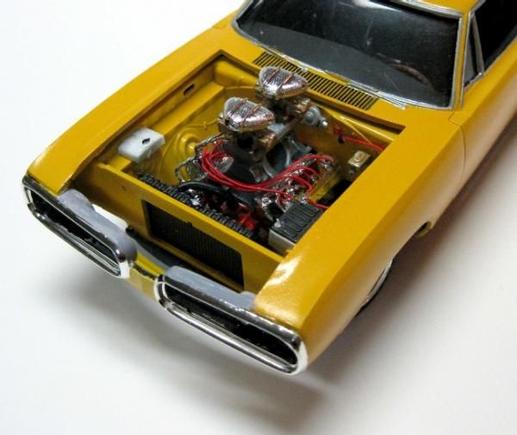 70 SuperBee