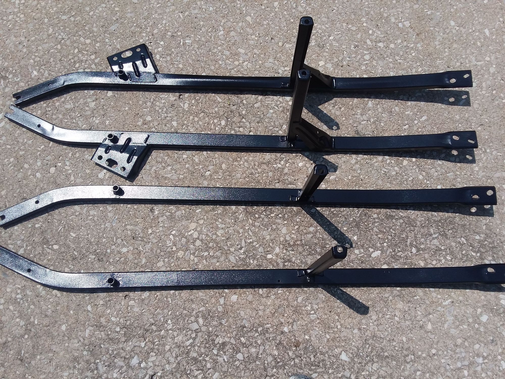 Rear support bars 0510 mustang convertible Page 3