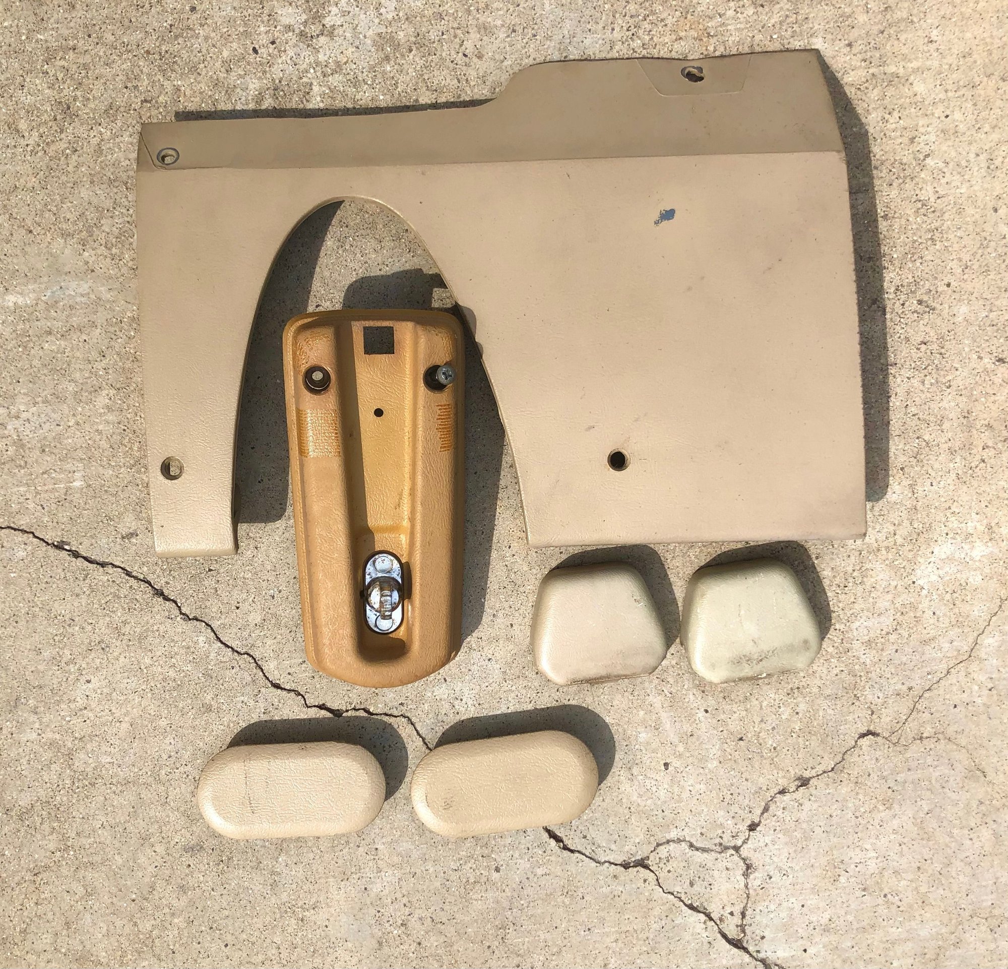 Interior/Upholstery - 79-86 miscellaneous interior parts - Used - 1979 to 1986 Ford Mustang - Hawthorne, CA 90250, United States