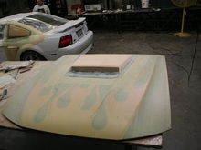 and more pics of the Xenon hood scoop