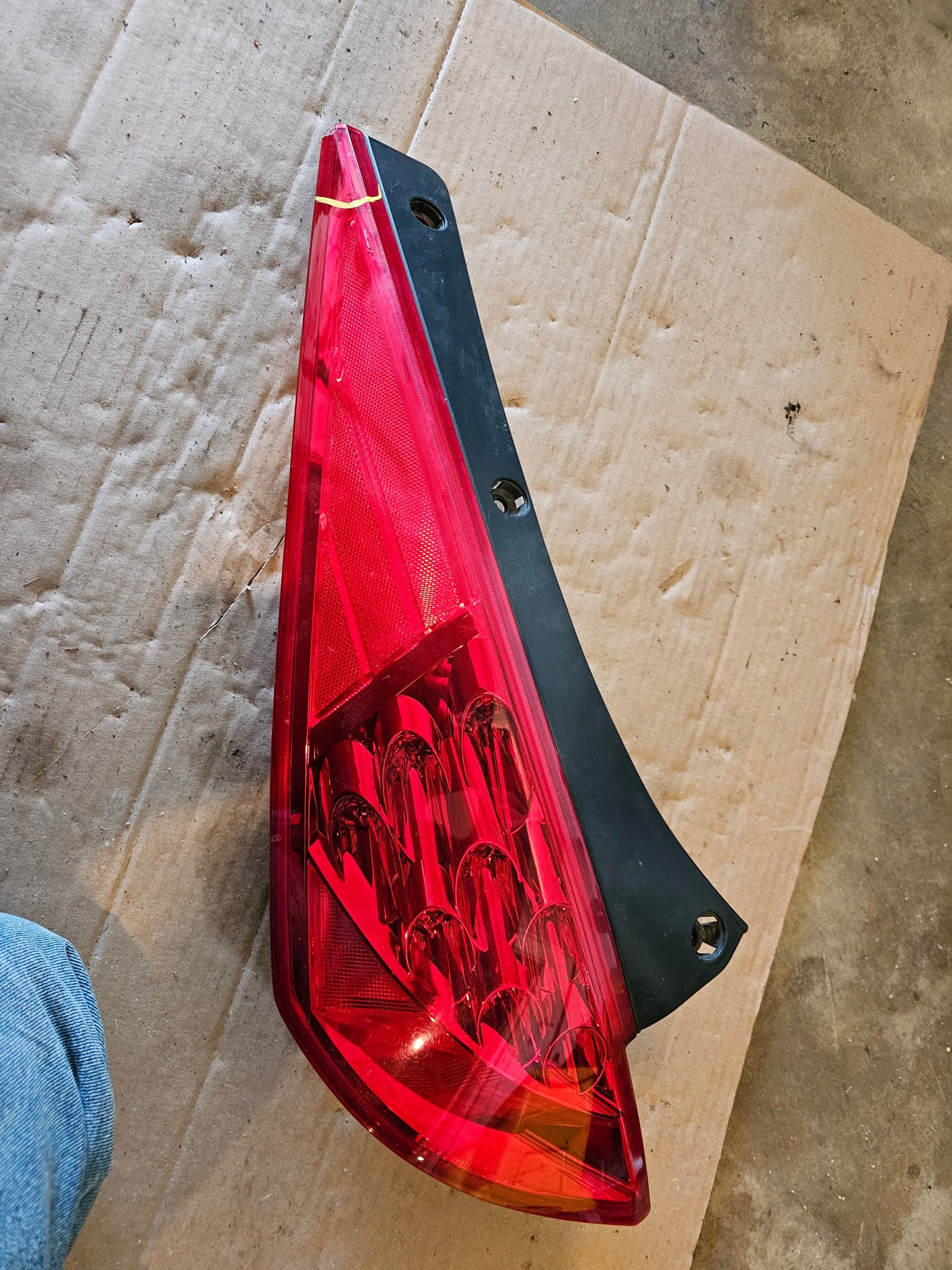 Lights - Driver side Tail light - Used - 2005 to 2008 Nissan 350Z - Rocky Mount, VA 24151, United States
