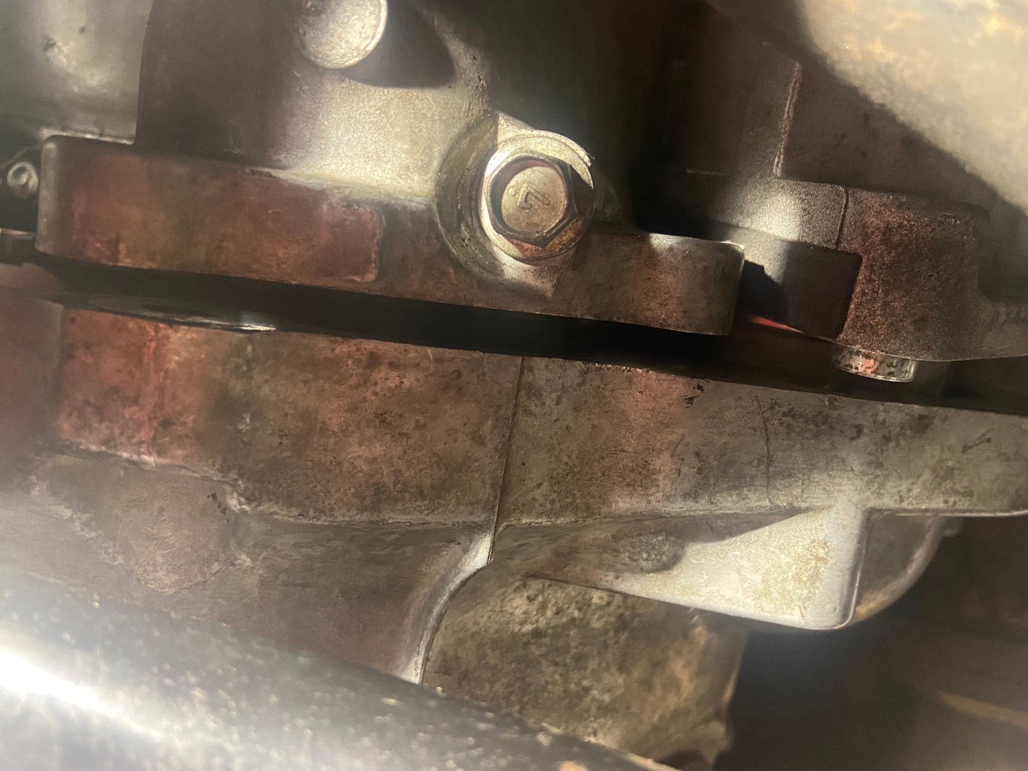 Gap between manual transmission and engine block