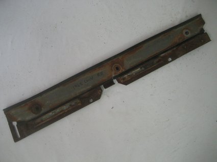 1965 Pontiac GTO RH Front Door Window Retainer