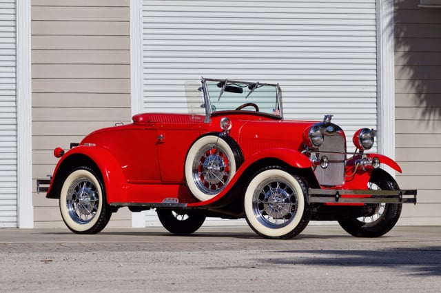 1929 Ford Model A Roadster // Shay Super Deluxe