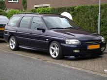 Cossied estate. Wheel choice is very difficult.
Love the wide look with the cossies, but love the overall look the estate has with the Softlines. Wonder what a set of  17" Comp MO's would do for looks????