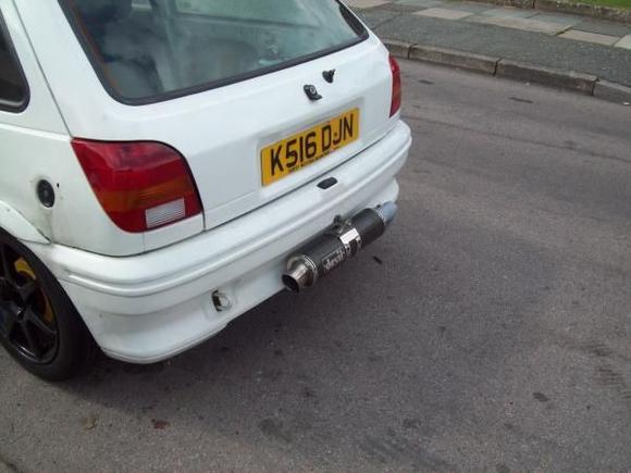 R1 exhaust