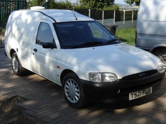 The van shortly after i bought it a few years ago. Ex police dog van in near mint condition