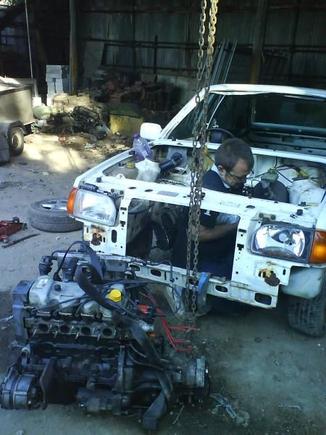 the donor h reg 90 spec rotten turbo. My mate dan getting stuck in taking the fuel lines of