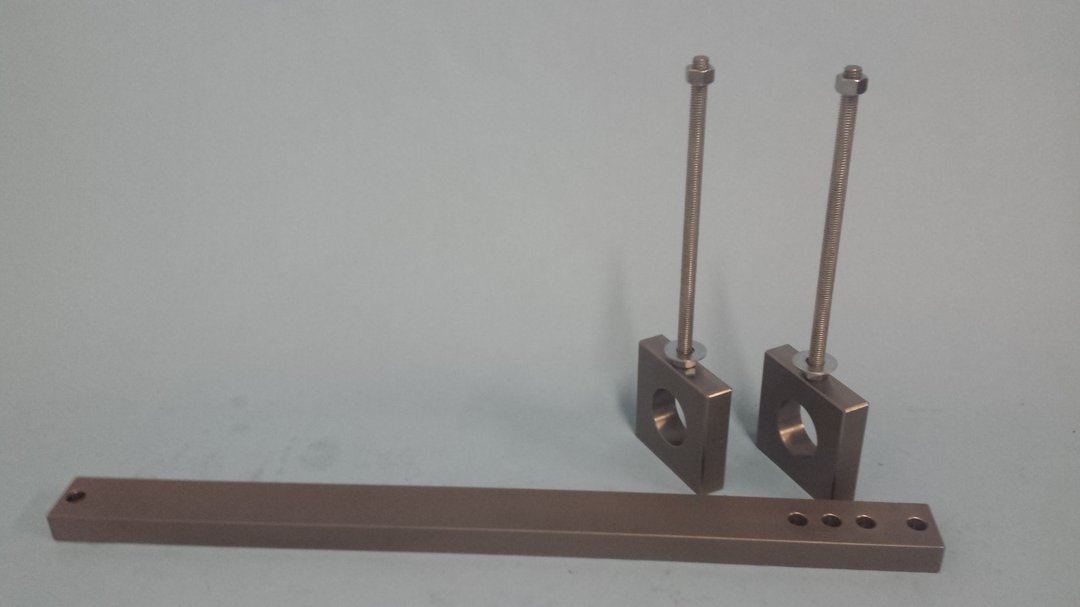 Cylinder head holding and leveling fixture for head resurfac for Sale