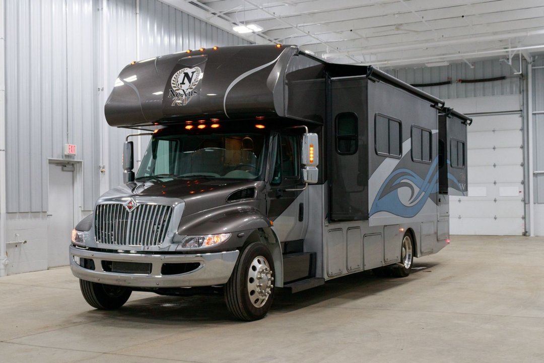 Used 2019 Nexus Wraith 32W Super C Motorhome Sale for Sale in GRAND