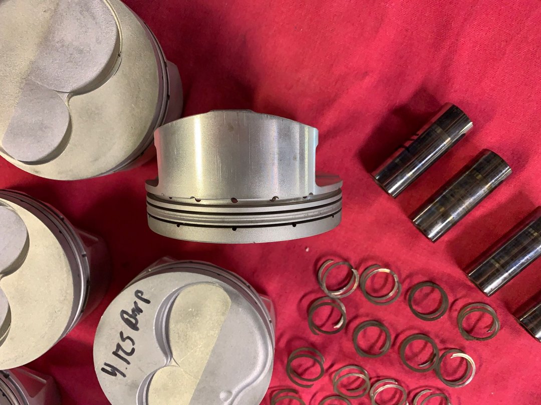 Diamond SBC pistons for Sale in Wapwallopen, PA RacingJunk Classifieds
