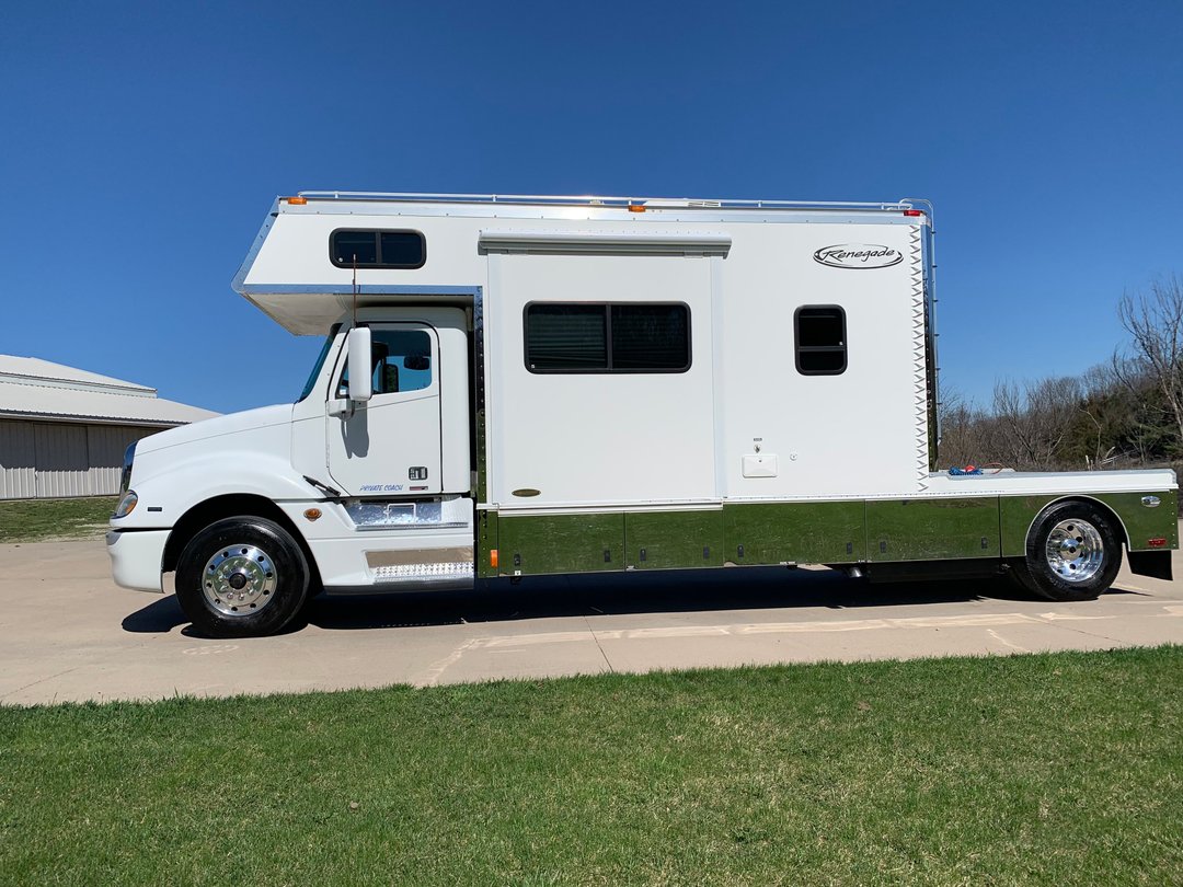 2007 Renegade Toterhome for Sale in Knoxville , IA RacingJunk