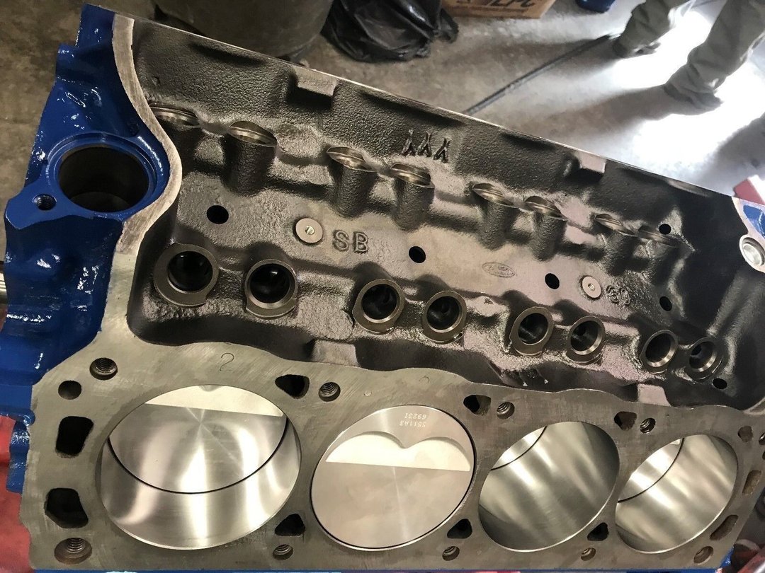 302 / 306 Ford Short block, 50oz crank for Sale in N. Grosvenordale, CT