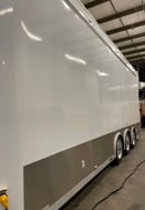 2015 32' Factory Transports Liftgate/Air Ride Stacker