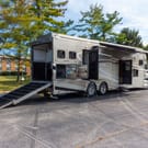 2013 2 horse Equine Motorcoach