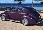 1939 Ford Deluxe Sedan 