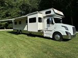 2008 Renegade 45’ Tandem Axle Motorcoach 