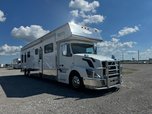 2011 Renegade 45' Motorcoach  for sale $299,000 