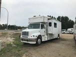 2003 FREIGHTLINER DIESEL TOTERHOME & PERFRORMAX STACKER  