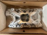Edelbrock 351w Super Victor EFI w/elbow and fuel rails  for sale $700 