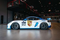 2020 PORSCHE GT4 CLUBSPORT MR w/SRO Air Intakes 3,631 Miles