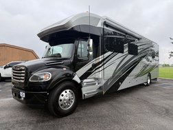 2026 Renegade Verona LE 40LTS Triple Slide Motorcoach