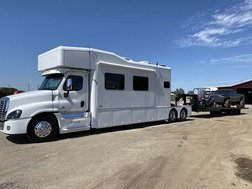 2017 NRC Toterhome. Beautiful. Low mileage.  for sale $340,000 