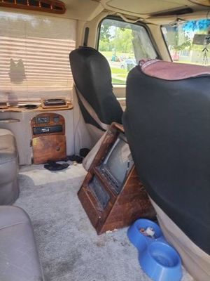 2000 Ford E-150  for sale $9,995 