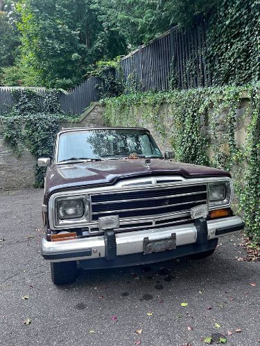 1988 Jeep Grand Wagoneer  for Sale $34,995 