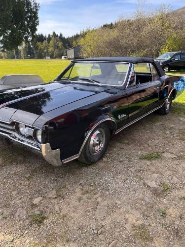 1967 Oldsmobile Cutlass  for Sale $18,995 
