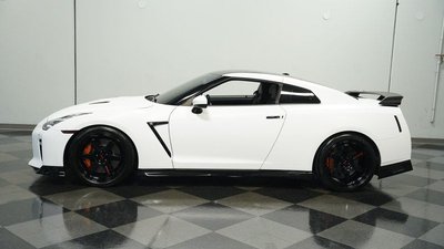 2018 Nissan GT-R  for sale $122,995 