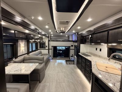 2026 ShowHauler 36KQSSL 