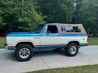 1977 Dodge Ram Charger 383 factory a/c 2 tops frame off. No   for sale $55,000 