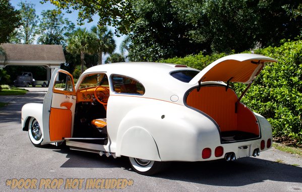 1947 Chevrolet Fleetline Aero Sedan / SUPER High Show Qualit
