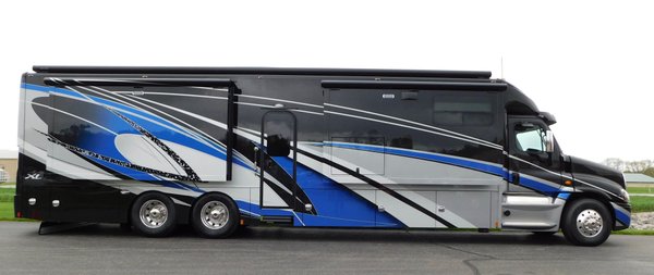 2020 Renegade XL 45’ Super C Motorcoach
