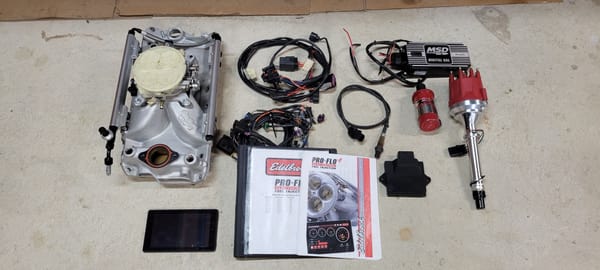 Edelbrock Pro Flo 4 for Small Block Chevy 550 hp +  for Sale $1,575 