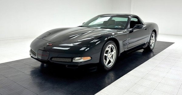 2004 Chevrolet Corvette Coupe  for Sale $27,000 