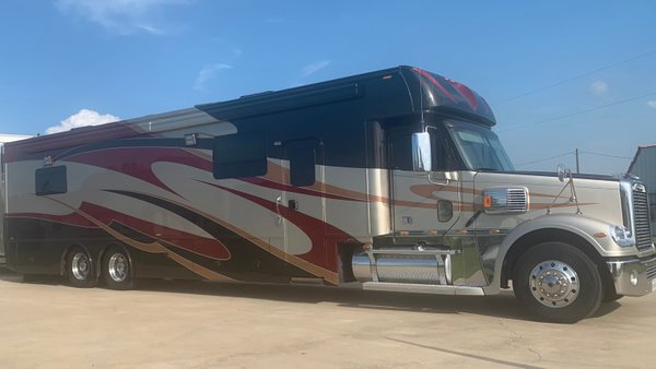 2010 chariot 45ft 515 Detroit 