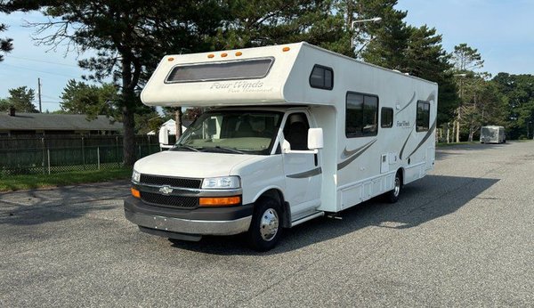 2006 Chevrolet Four Winds 5000 28A 1 Ton Camper  for Sale $23,500 