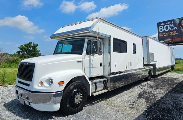 Renegade Toter with Slideout  for Sale $92,000 