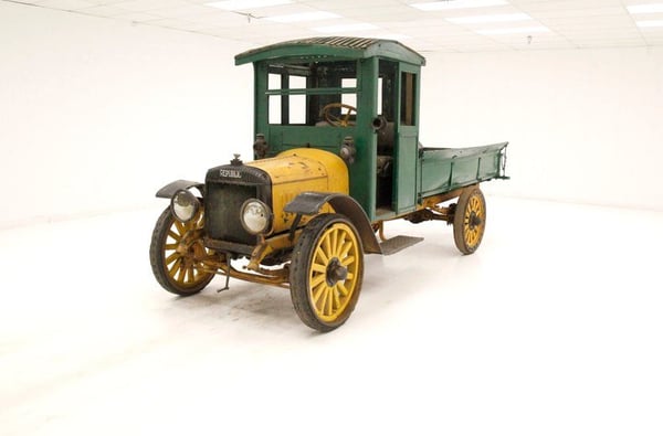 1915 Republic Truck 2 Ton  for Sale $12,000 
