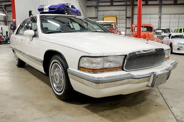 1992 Buick Roadmaster Limited for Sale $9,900
