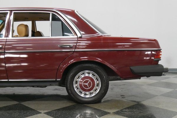 1983 Mercedes-Benz 240D for Sale $18,995