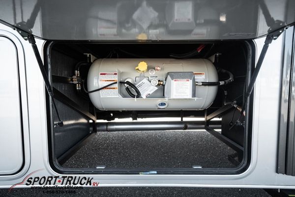 2021 NeXus RV Wraith Super 32W