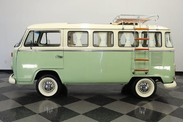 1995 Volkswagen Transporter  for Sale $38,995 