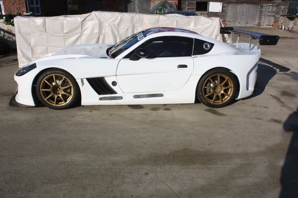 3-car Ginetta GT4 with Spares Package