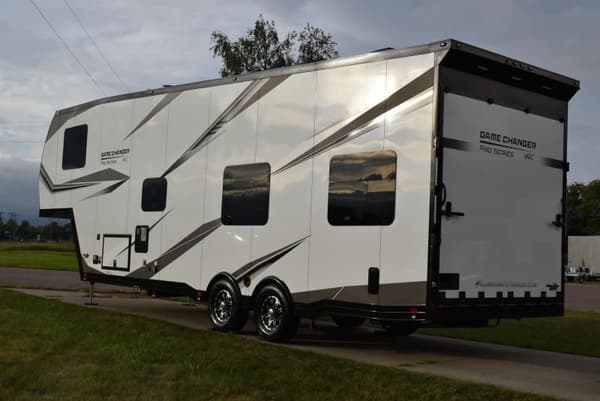 ATC 36' 5TH WHEEL GAME CHANGER PRO SERIES TOY HAULER  for Sale $0 