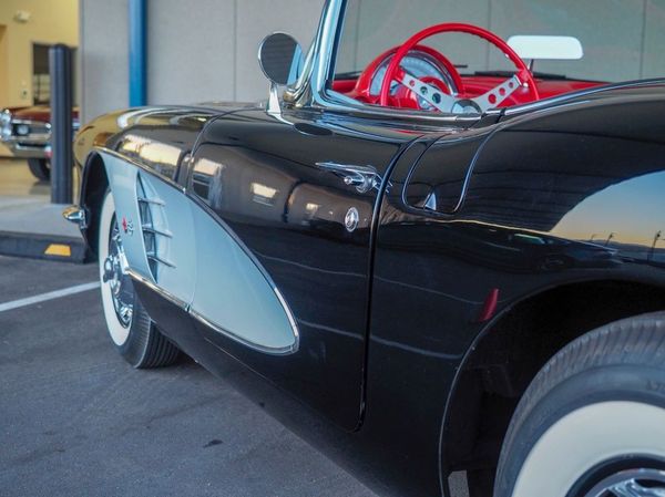 1960 Chevrolet Corvette for Sale $89,900