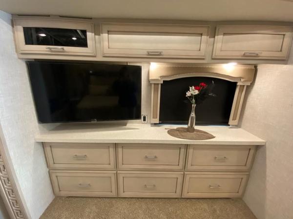 2021 Newmar Ventana 3407
