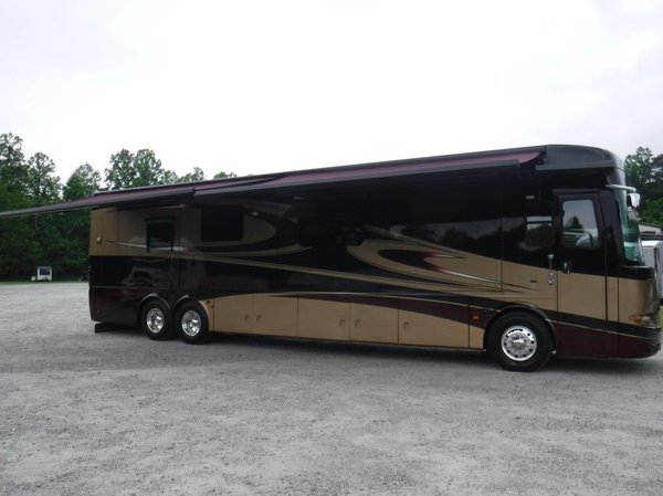 2010 NEWMAR KINGAIRE